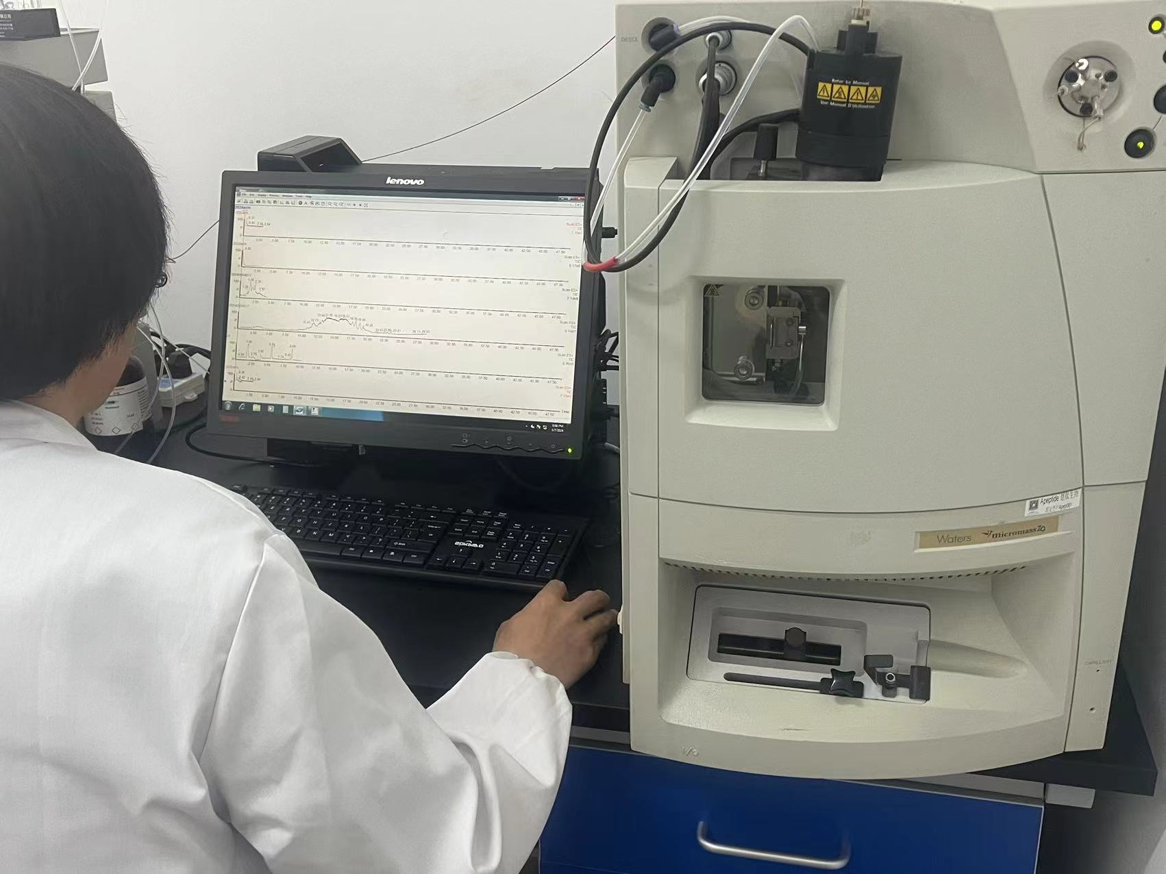 HPLC laboratory bench and chromatography workstation in supplied project materials
